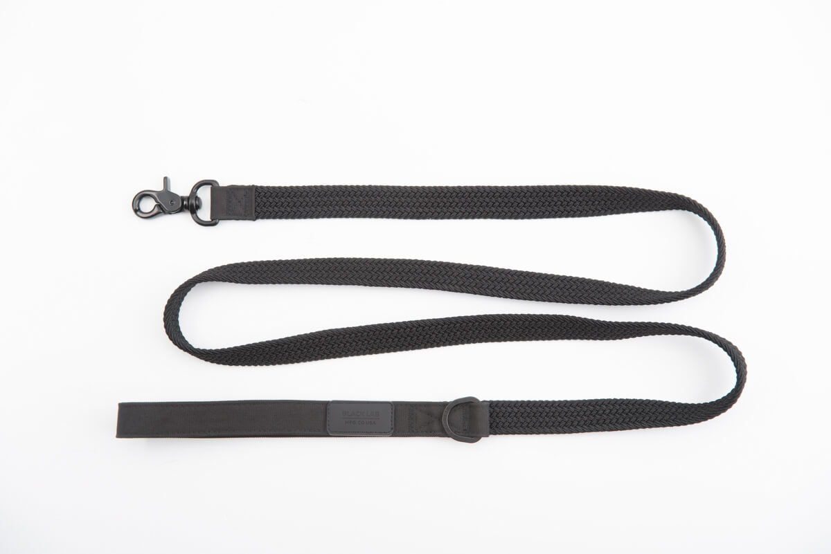 Black Lab Brands woven bungee dog leash