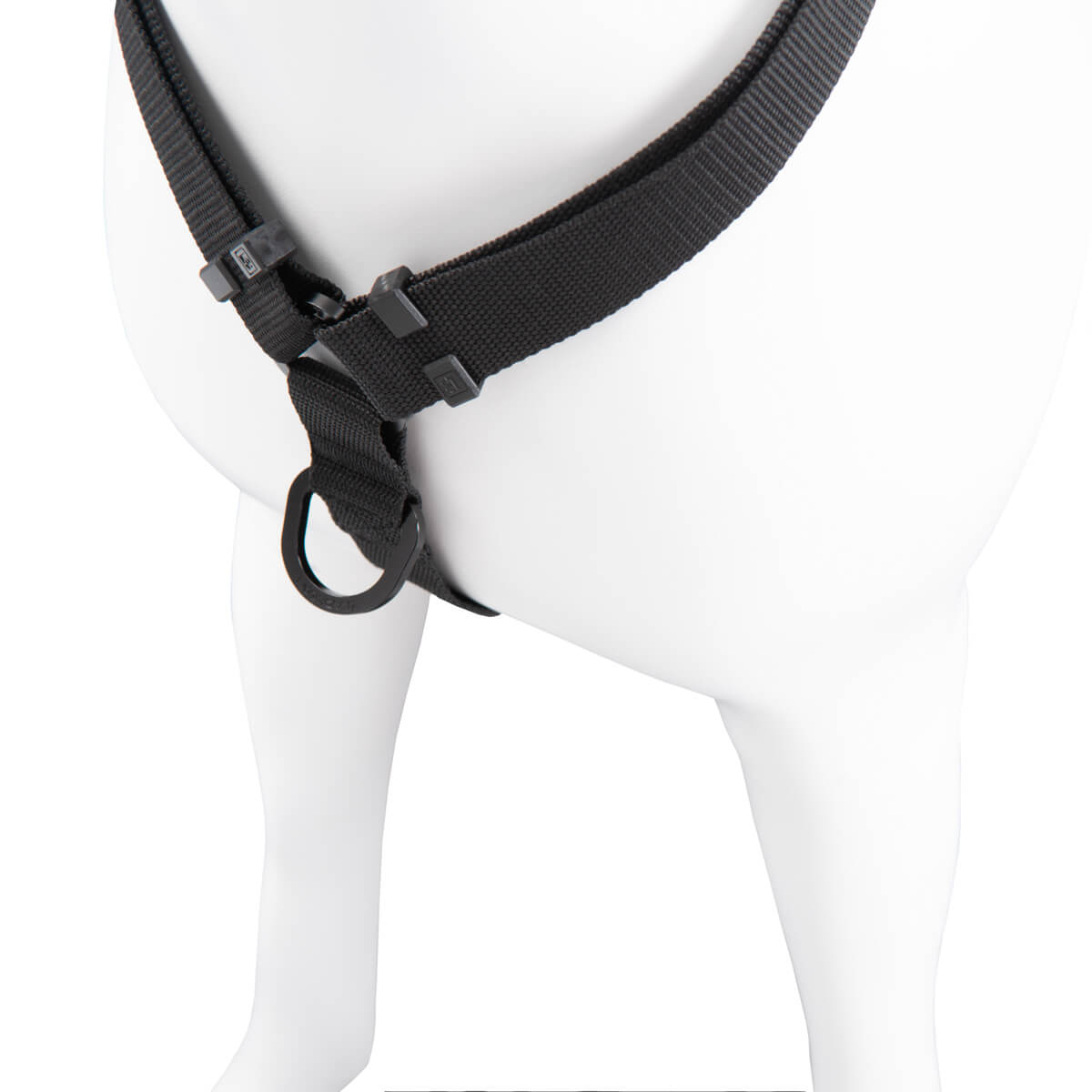Black Lab Brands Magnetic Ultralight Dog Harness no-pull connection