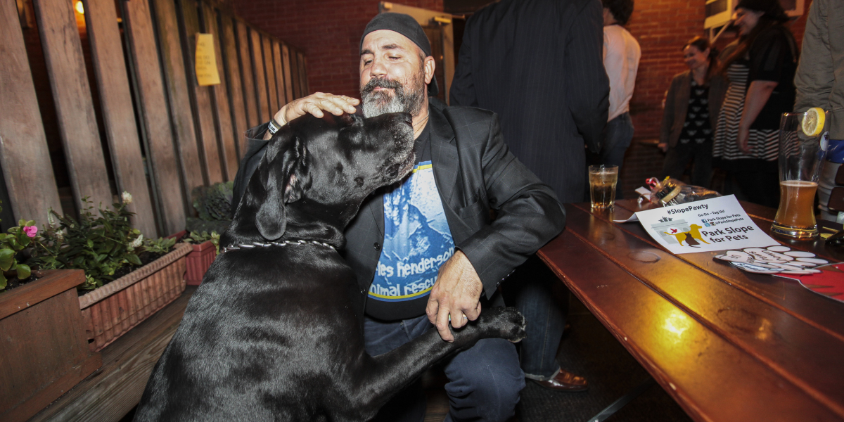 Dog-Friendly restaurants or bars in New York City